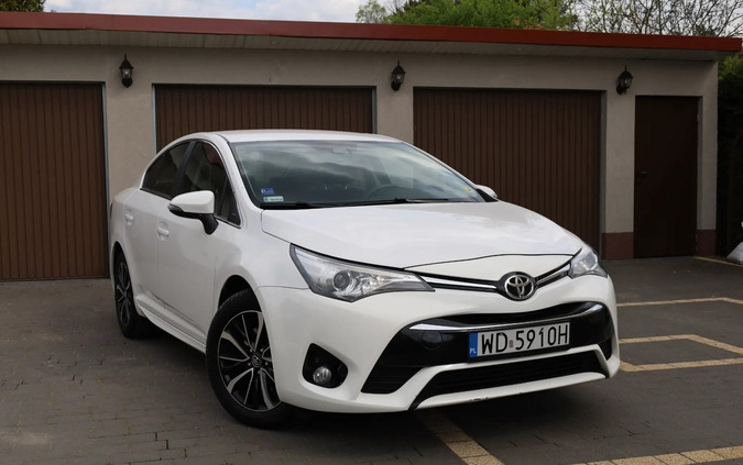Toyota Avensis cena 56900 przebieg: 149400, rok produkcji 2018 z Sulejówek małe 301
